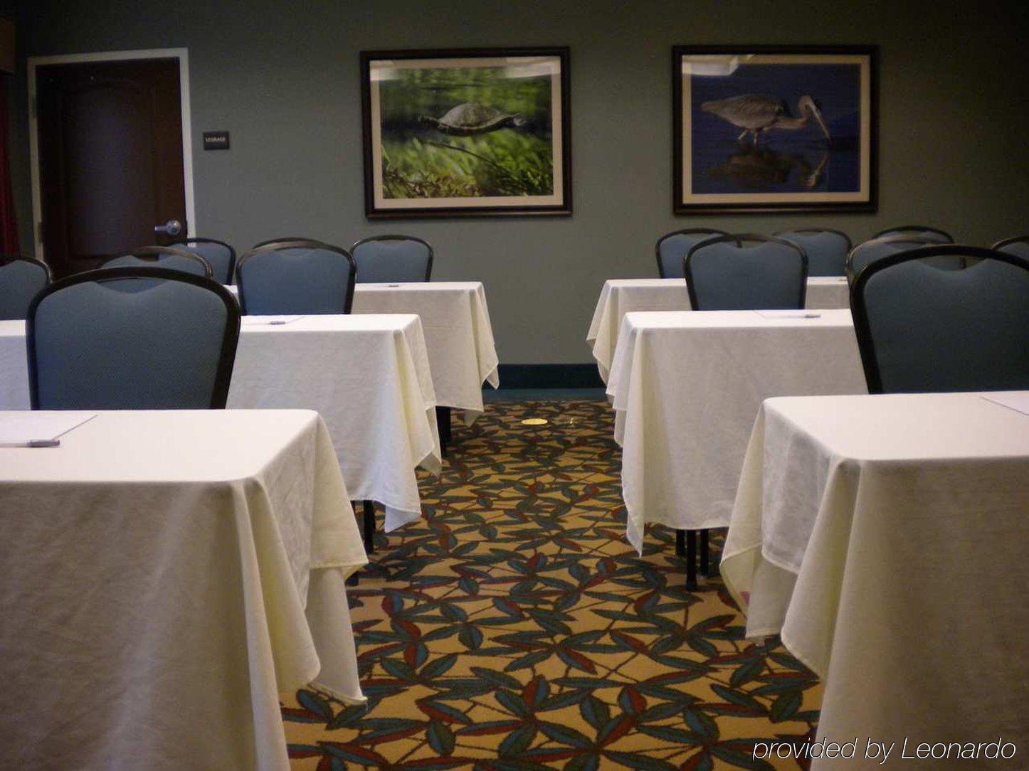 Hampton Inn Okeechobee - Lake Окічобі Зручності фото