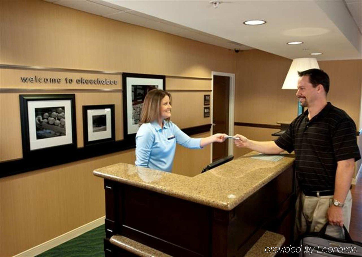 Hampton Inn Okeechobee - Lake Окічобі Інтер'єр фото